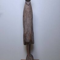 瀧口政満の木彫彫刻「旅人」