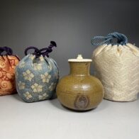 笹田有祥 模利休丸壷 茶入 / 共箱 大徳寺 三玄院 長谷川寛州 書付 利休居士四百年忌 利休丸壺写 / 仕覆 藤種純子 富田金襴 西陣織 茶道具