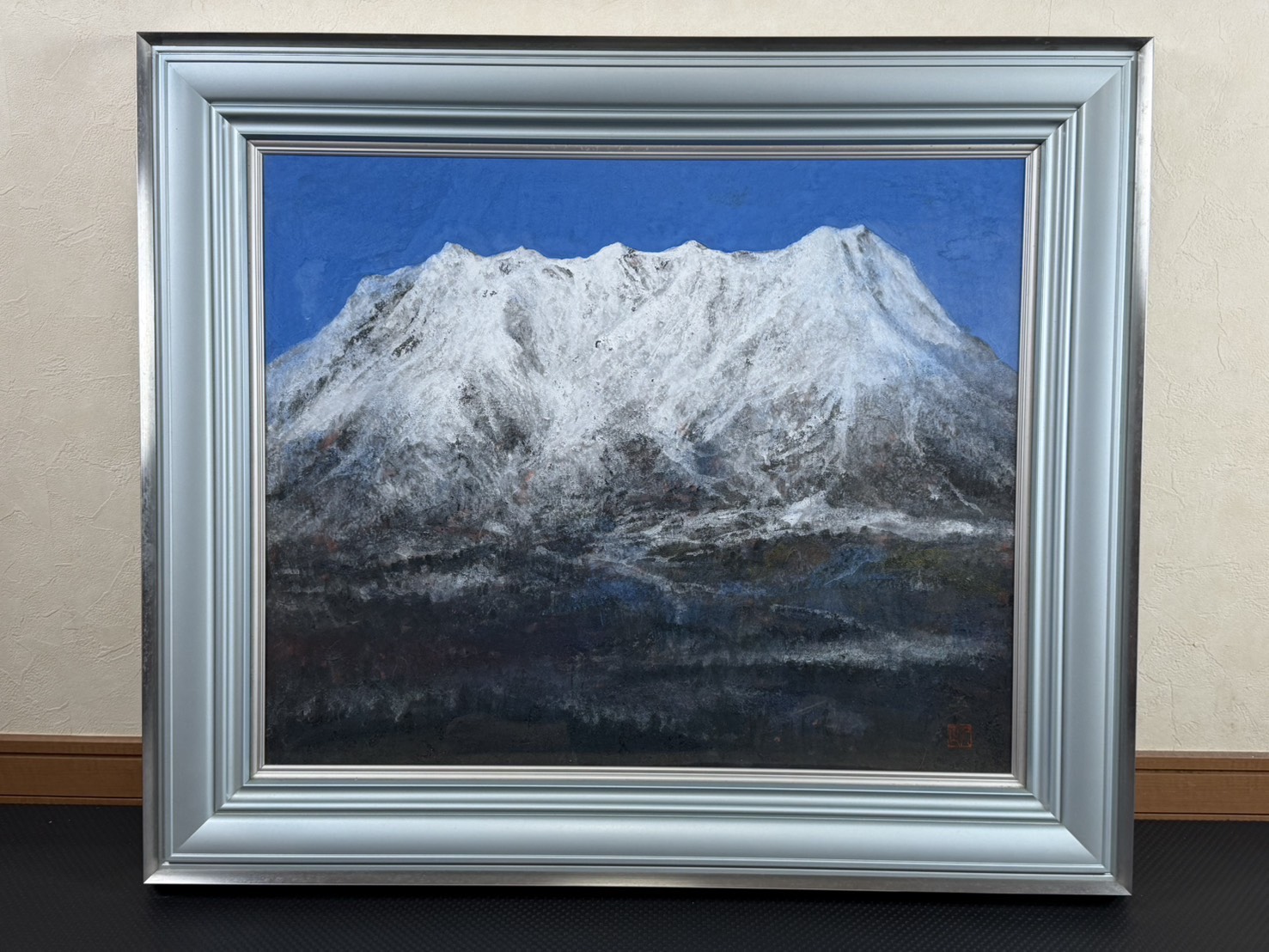 森脇正人 日本画「冬山」開田村からの 御嶽山