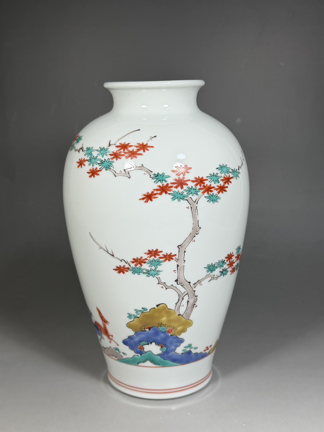 十四代 酒井田柿右衛門　花瓶