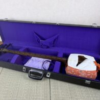 三味線 演奏会用(子持ち綾杉彫り、金細)