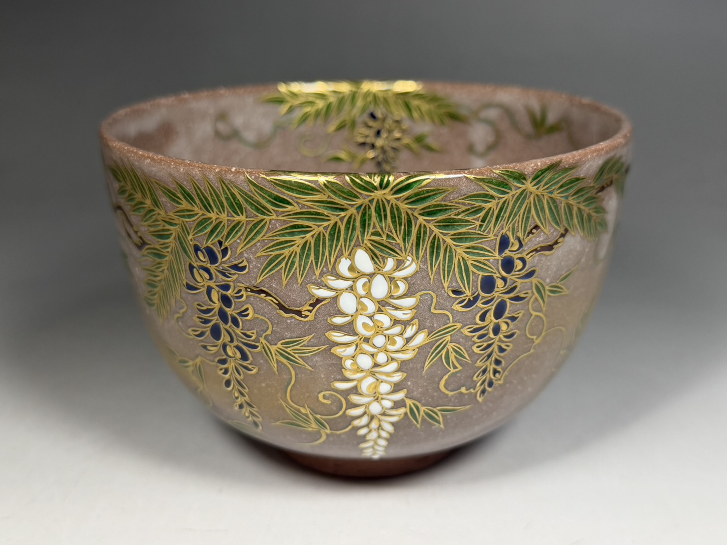 清閑寺窯 杉田祥平「色絵赤地藤花ノ画 茶碗」